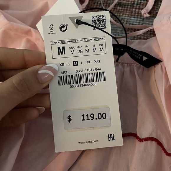 NWT Zara limited edition embroidered dress - Picture 13 of 16